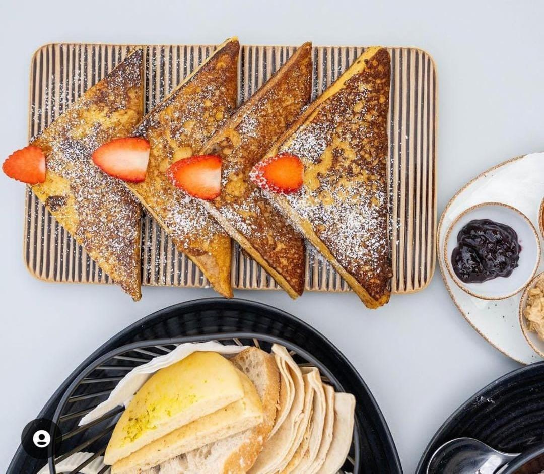 Mina Hotel And Residences By The Torch 도하 외부 사진 French toast