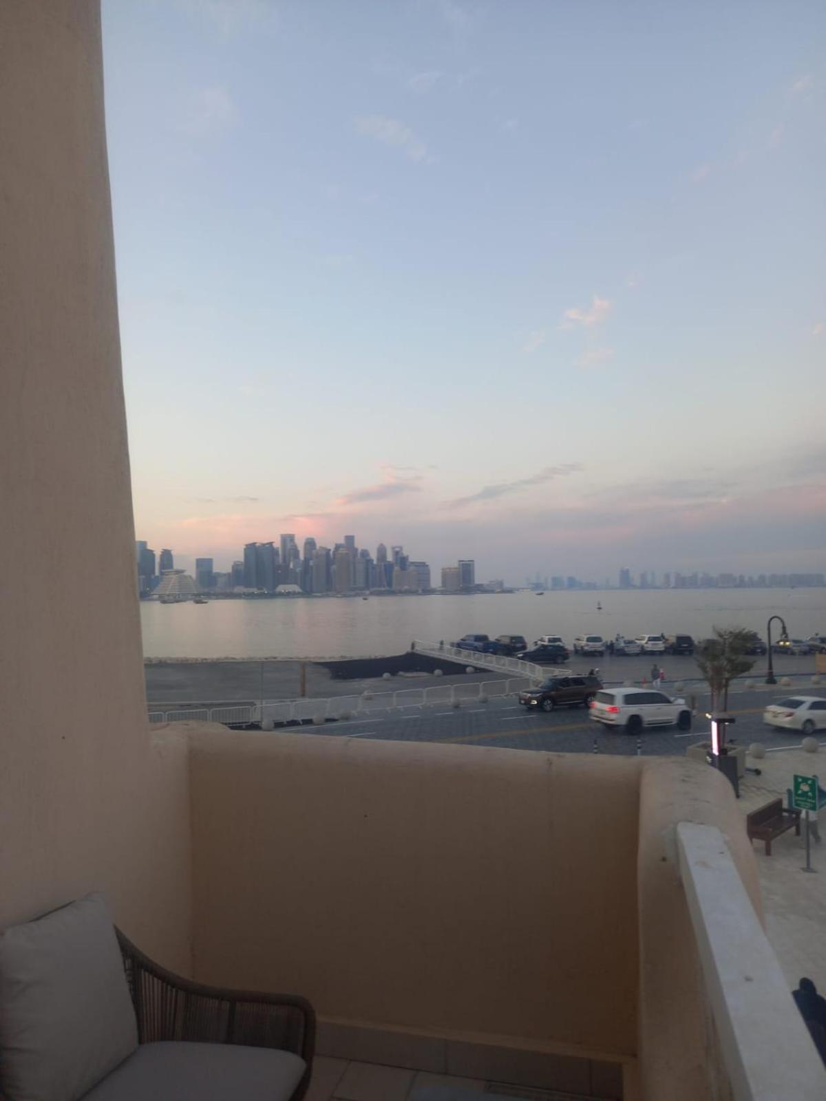 Mina Hotel And Residences By The Torch 도하 외부 사진 View of Manama skyline from a residential area in Saar